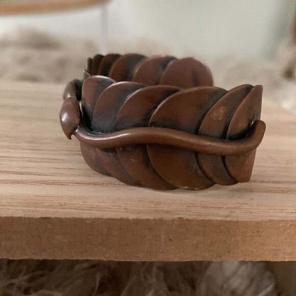 Vintage Metal Cuff Bracelet - Picture 2 of 6